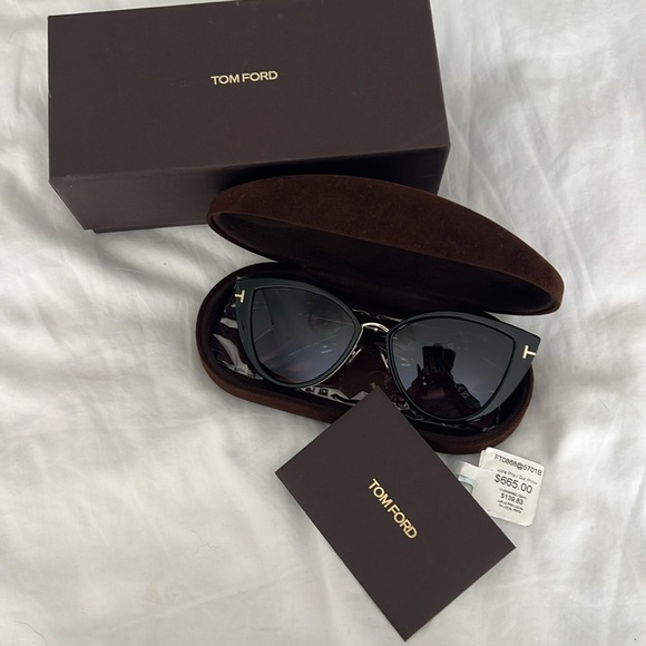 Sunglasses - Picture 6 of 6